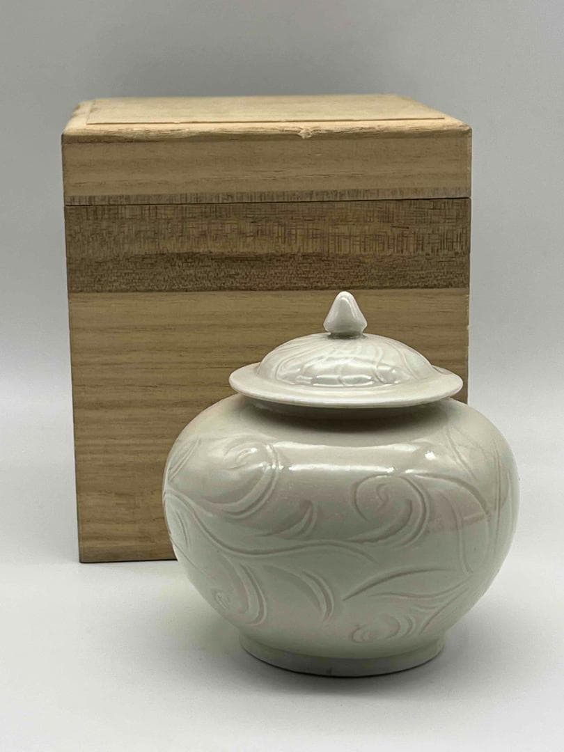 宋時代定窯　白磁刻花共蓋壺　蓋付き　茶入　茶道具　繊細　唐物(F-10)