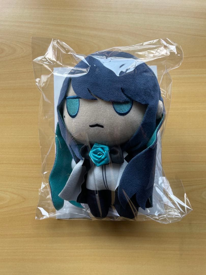 Ado 生誕記念ぬいぐるみ