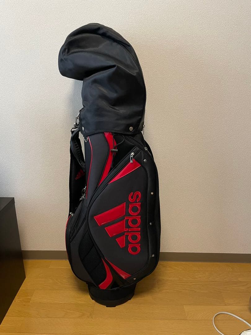adidas キャディバッグ 黒 赤