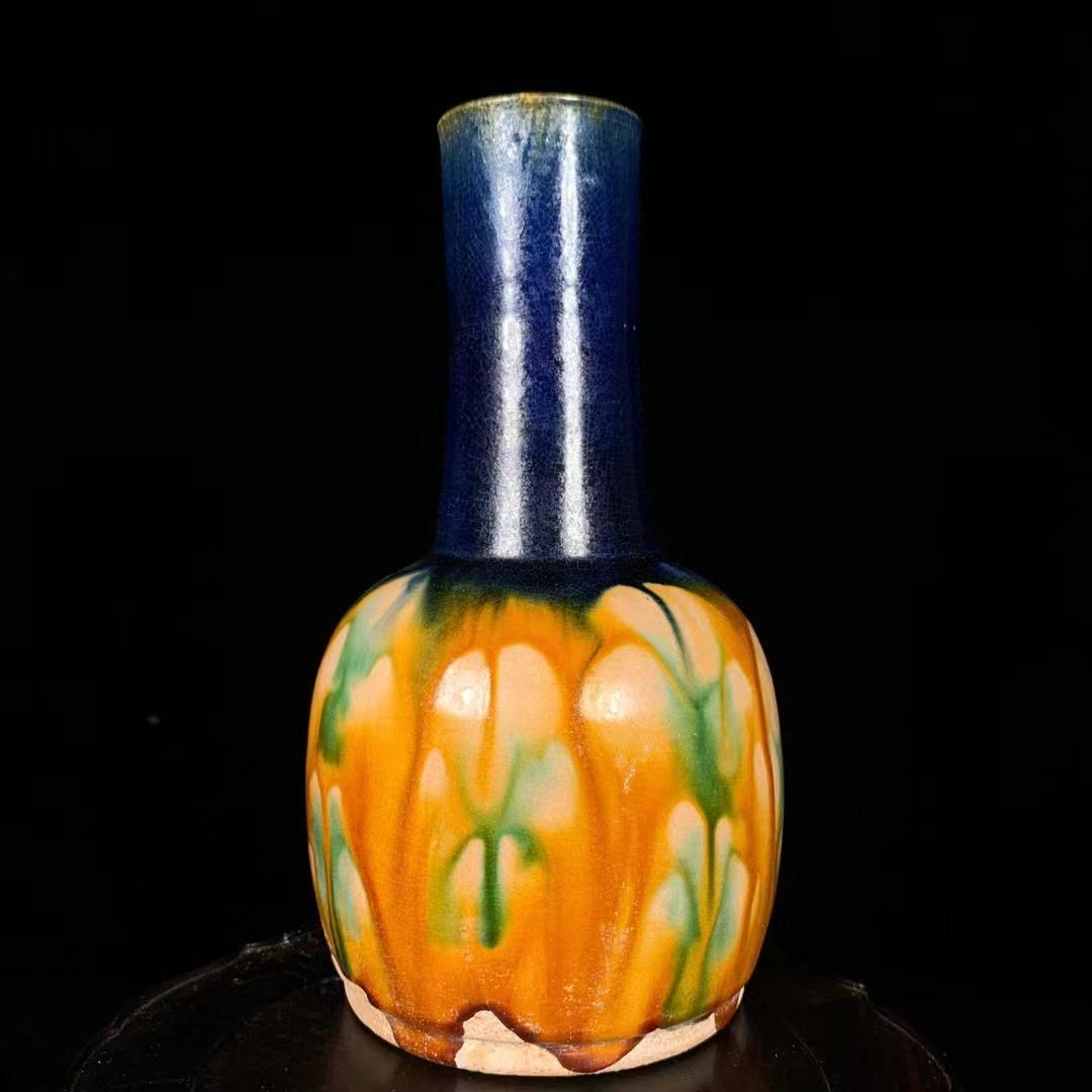 中国古美術・旧蔵の磁器・三彩の紙槌瓶・陶芸・置物・茶道具・書道・文房具·花瓶