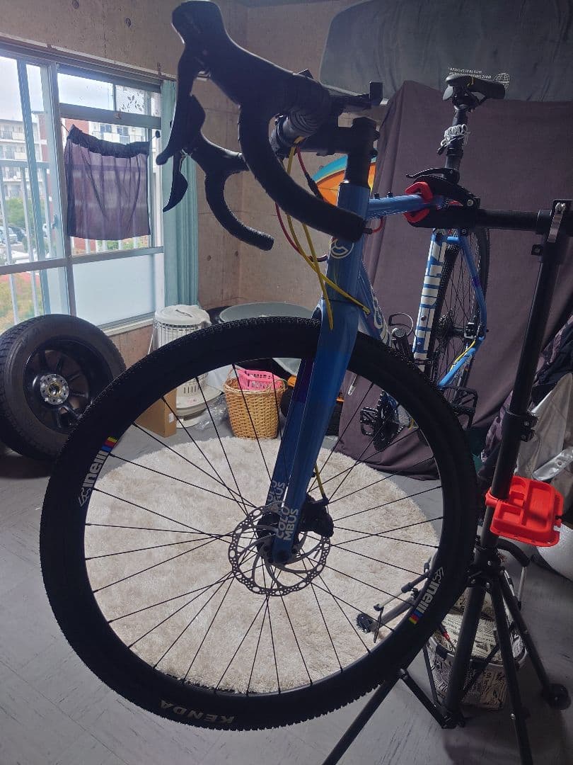 Cinelli グラベルロードバイク2x9速 青ジデコララ