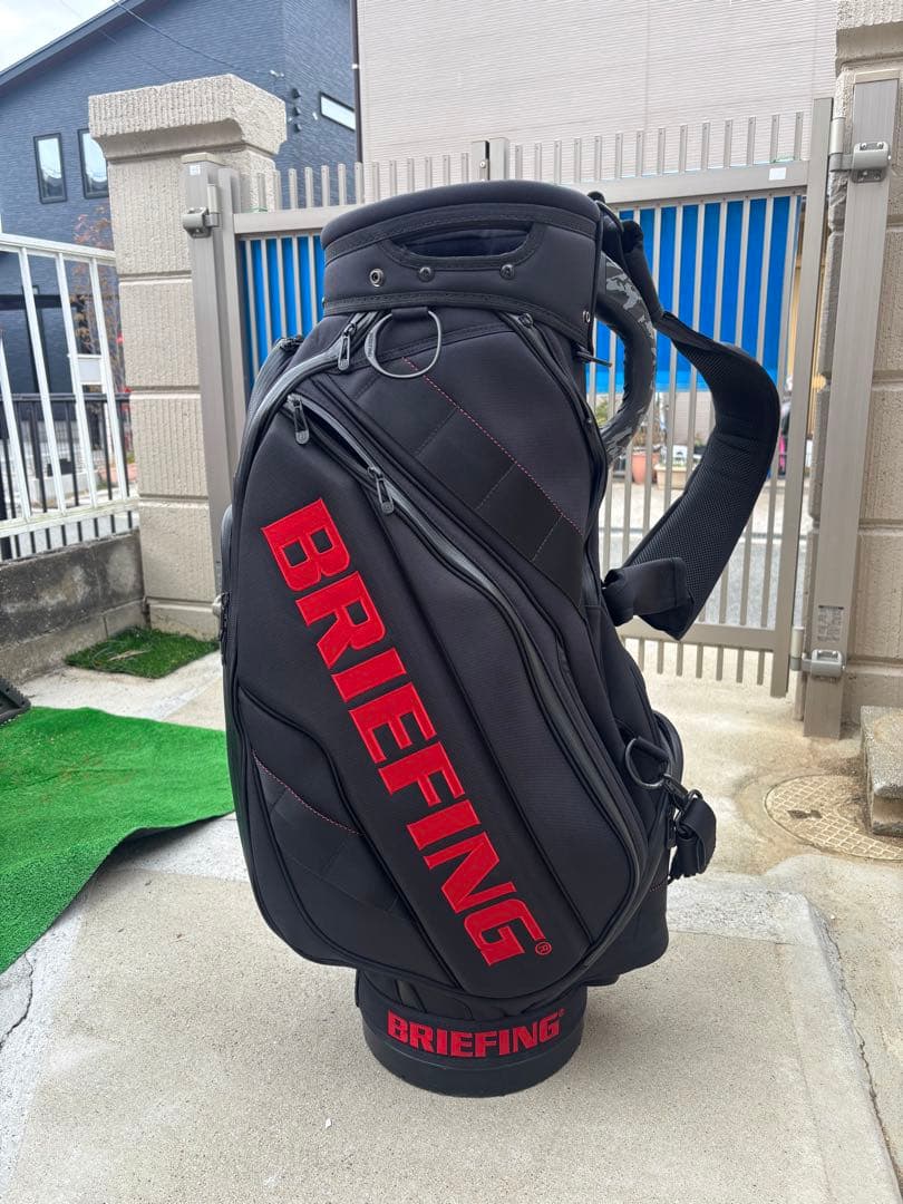 BRIEFING CR-3 美品　フ－ド付
