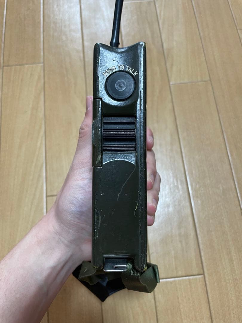 米軍実物放出品 AN/PCU-90 サバイバルラジオ