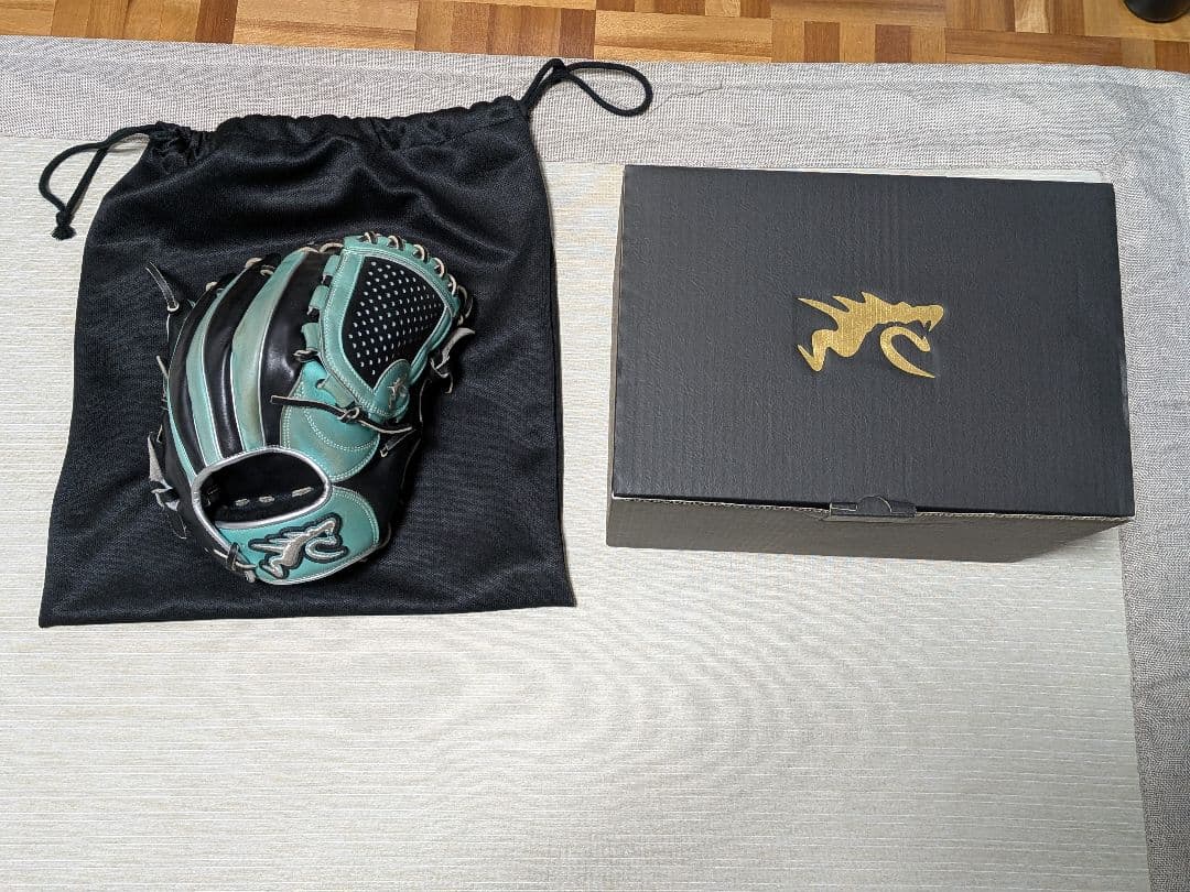 GLOVE STUDIO RYU 硬式グラブ　グラブ袋付き