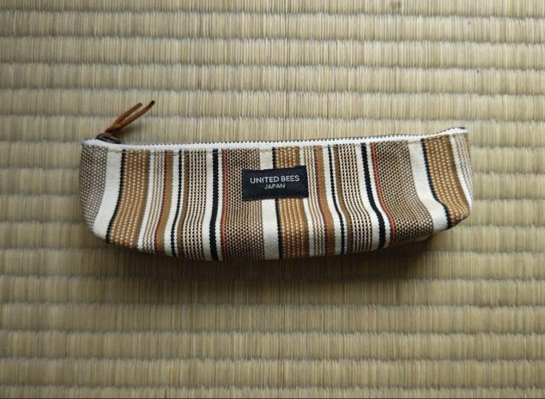 ユナイテッドビーズ ラダイト ボート ペンケース カフェラテ　廃盤