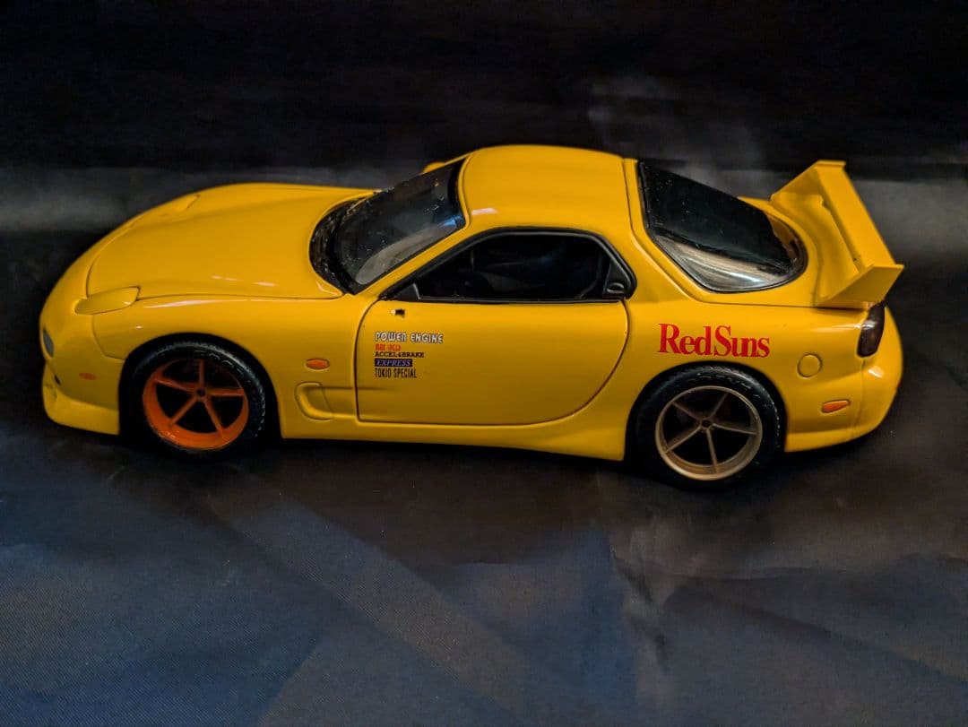 Jada Toys 1/24 マツダ RX-7 FD3S 頭文字D