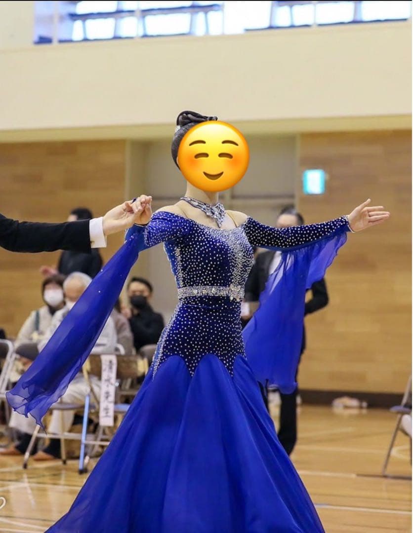 青スワロフスキードレス