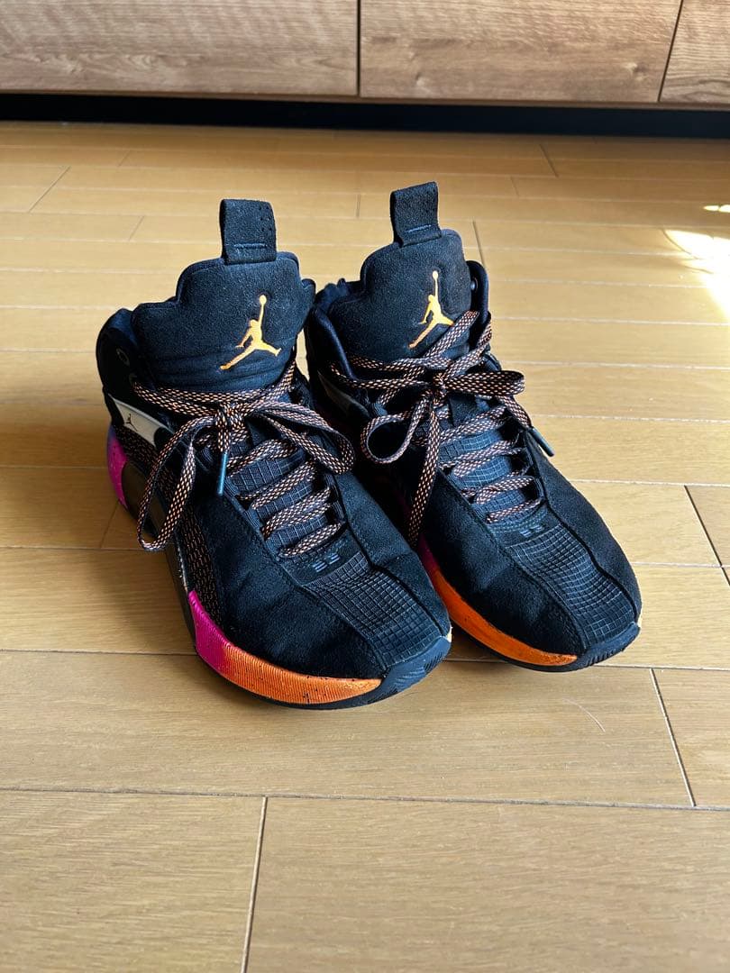 Jordan バスケットシューズ 黒/オレンジ/紫