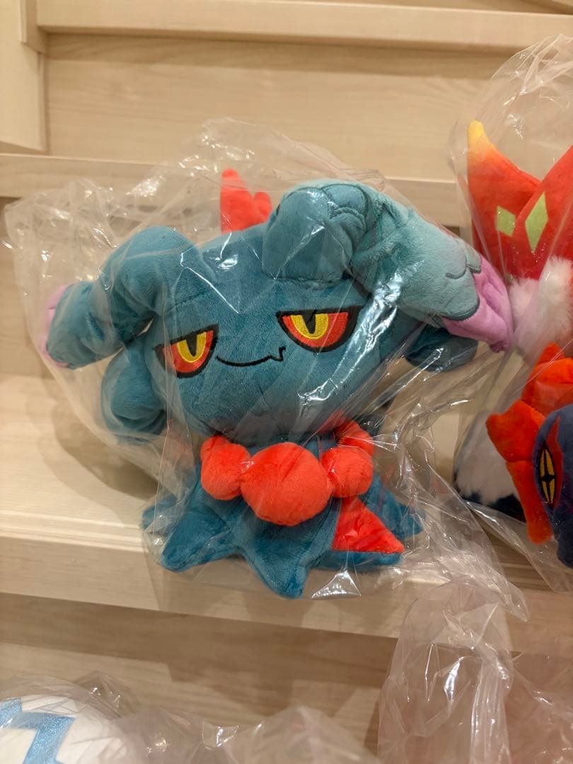 パオジアン　チヲハウハネ　ハバタクカミ　サケブシッポ　ぬいぐるみ