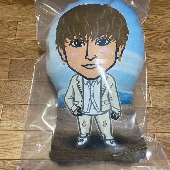 白濱亜嵐 クッション 空