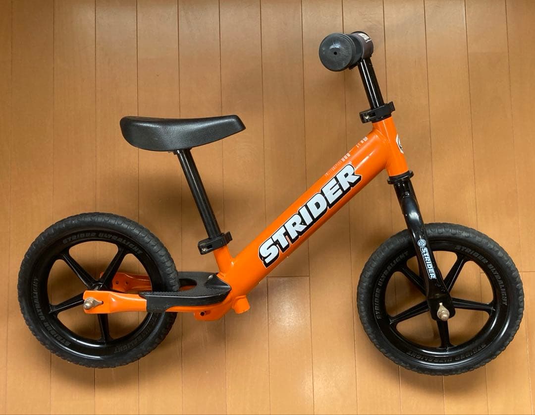 STRIDER ストライダー スポーツモデル 12インチ 日本正規品 オレンジ