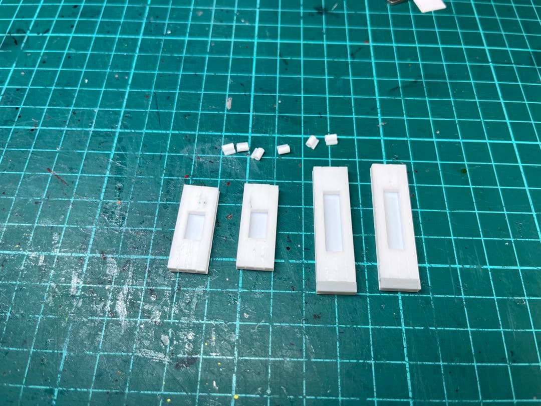 Dodge　1/50 3軸低床トレーラー自動あゆみ付　重機 建機