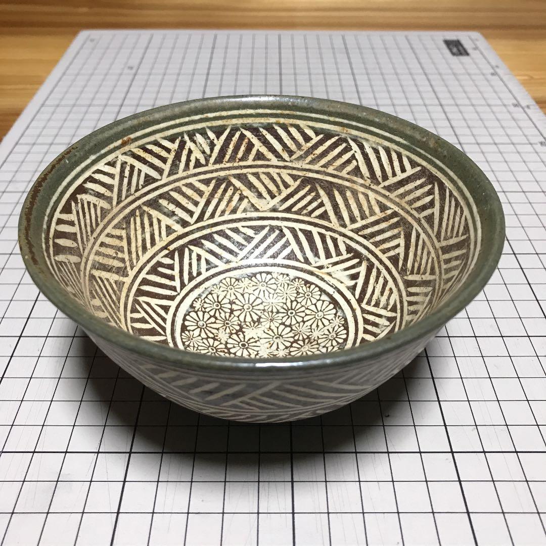 韓国三島手茶碗　柳昌坤作