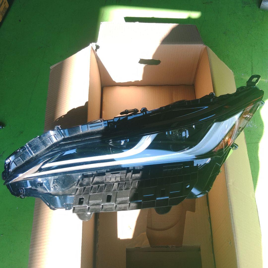 80ハリアーヘッドライト 左