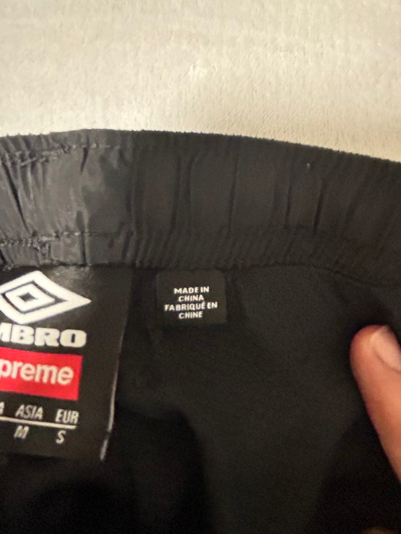 シュプリームアンブロコラボトラックパンツブラック