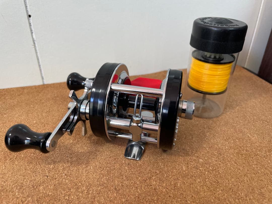 アブ　アンバサダー　5600C 赤ベロ　替スプール