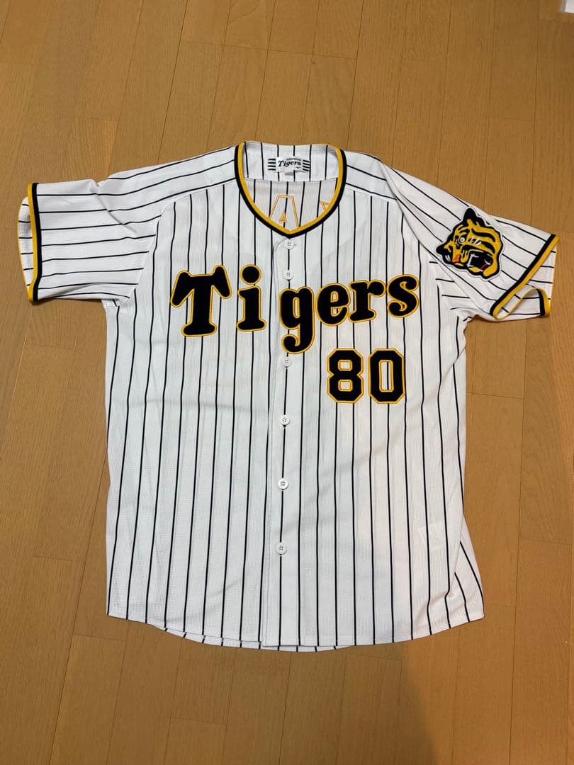 阪神タイガース 岡田彰布前監督 ユニフォーム　Lサイズ