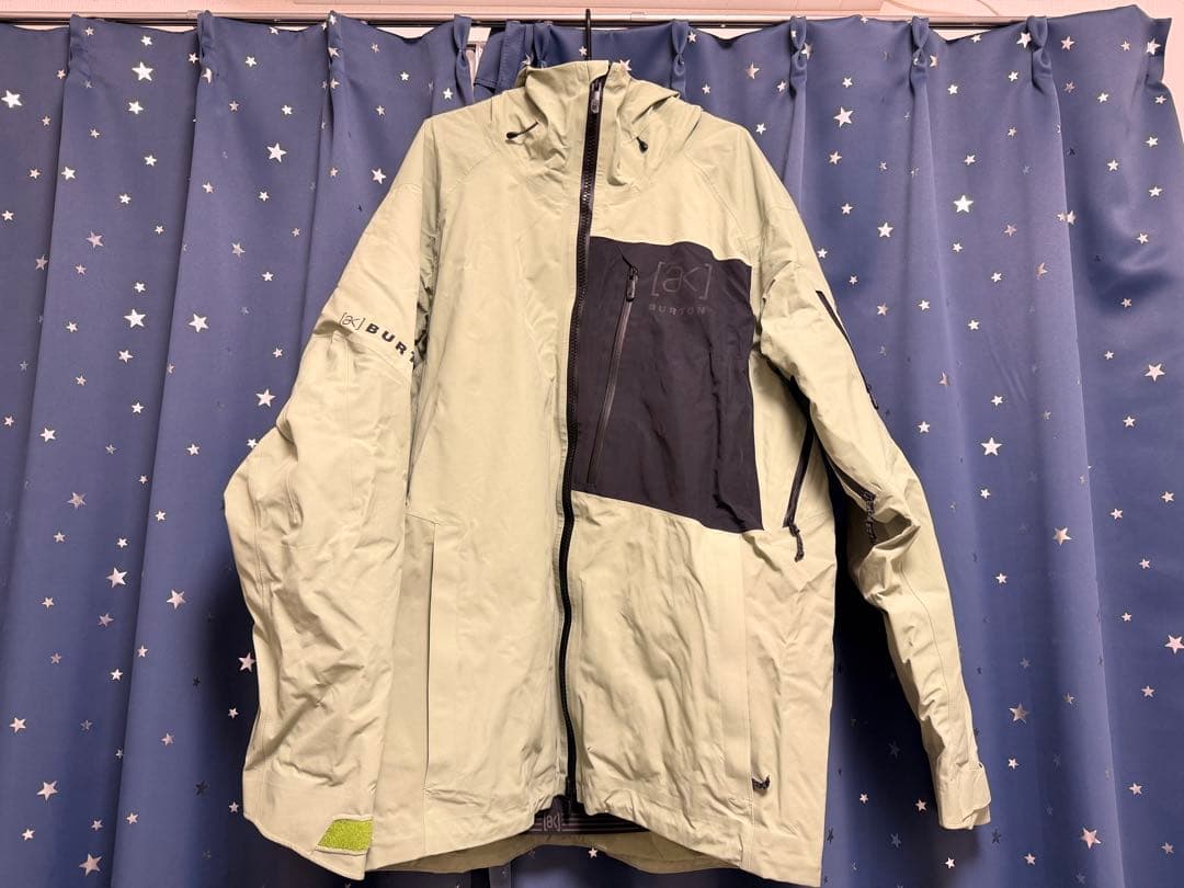 Burton akスノーボードウェアー