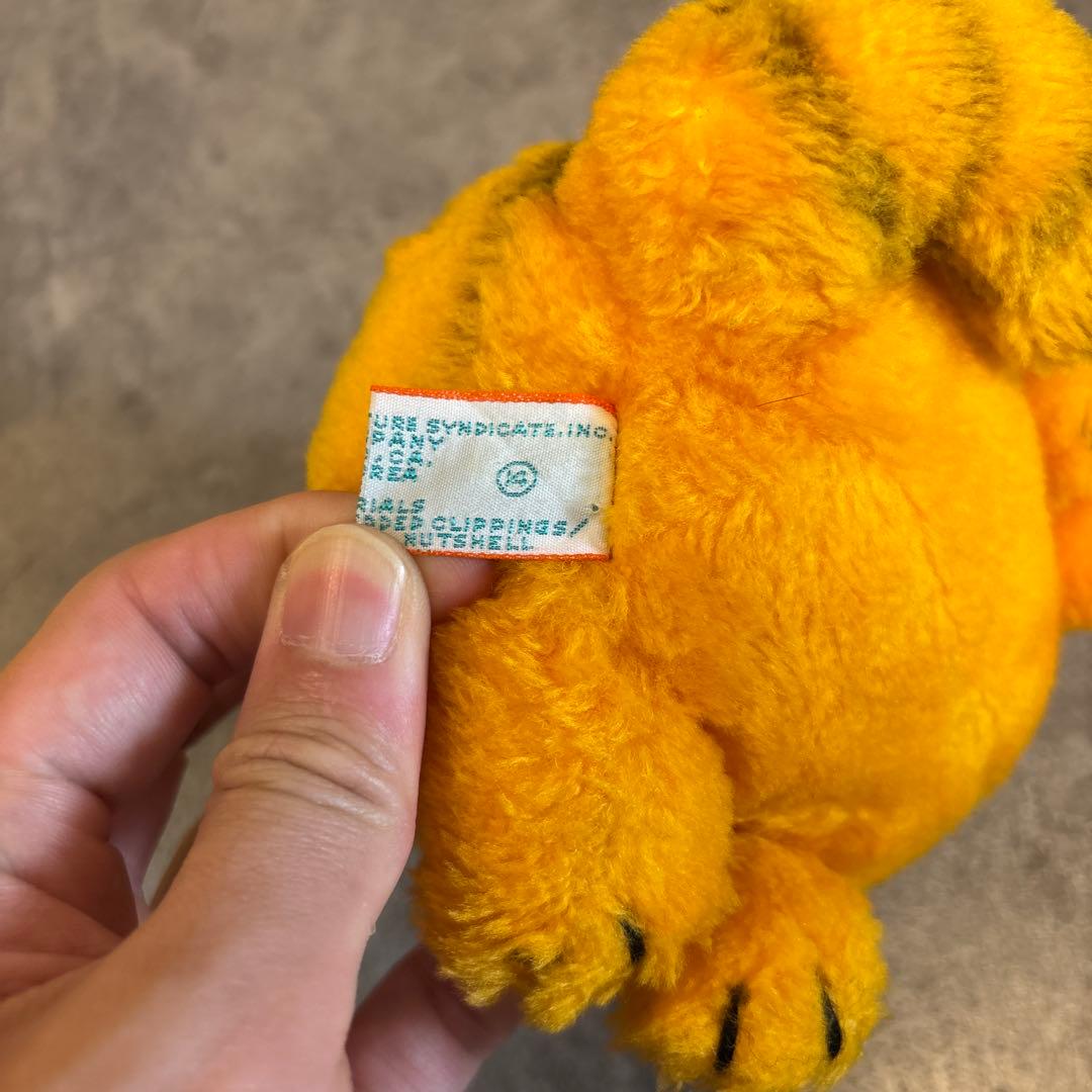 ガーフィールド お座りミニぬいぐるみ 赤字