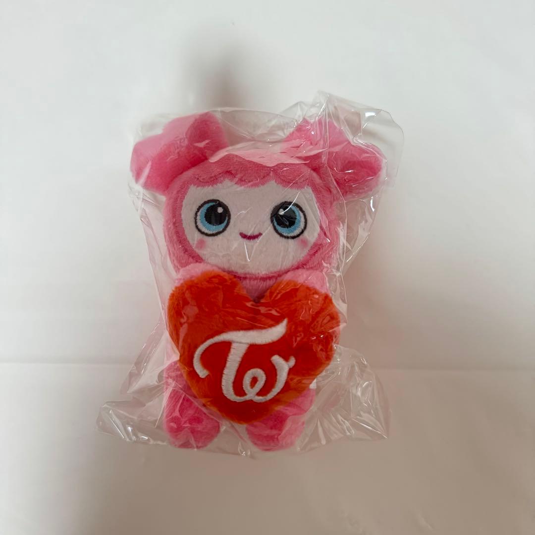 TWICE ひっかけチャーム　モモ　モブリー