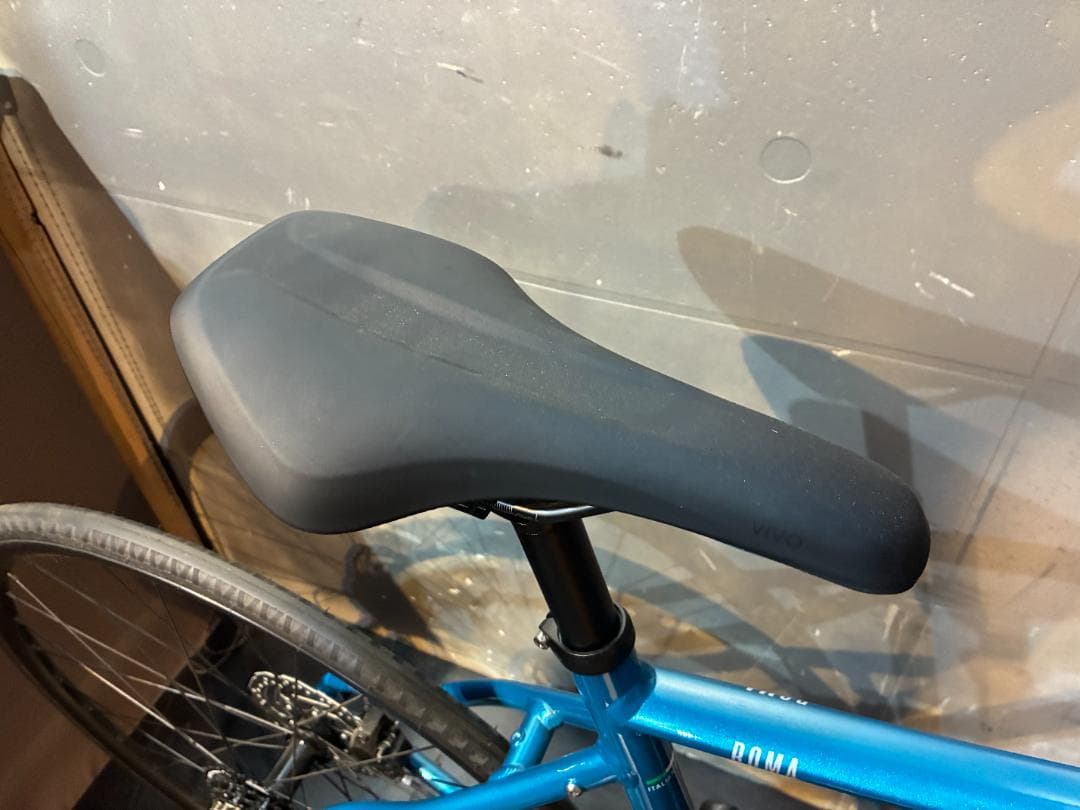 E15 クロスバイク Bianchi ROMA3 油圧式ディスク 500mm