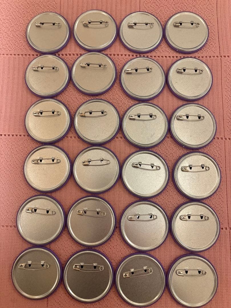 カラピチ♪もふ♪サンリオコラボ♪タキシードサム缶バッジ24点セット