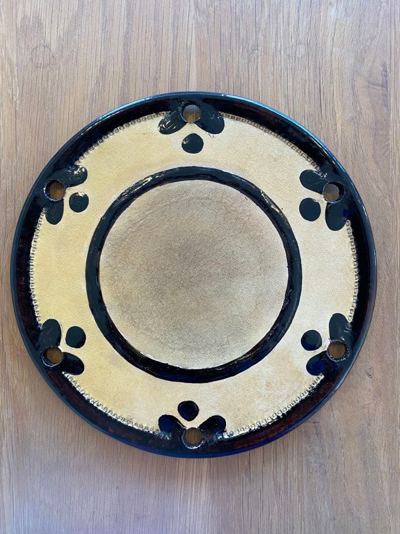 小鼓の革一枚③