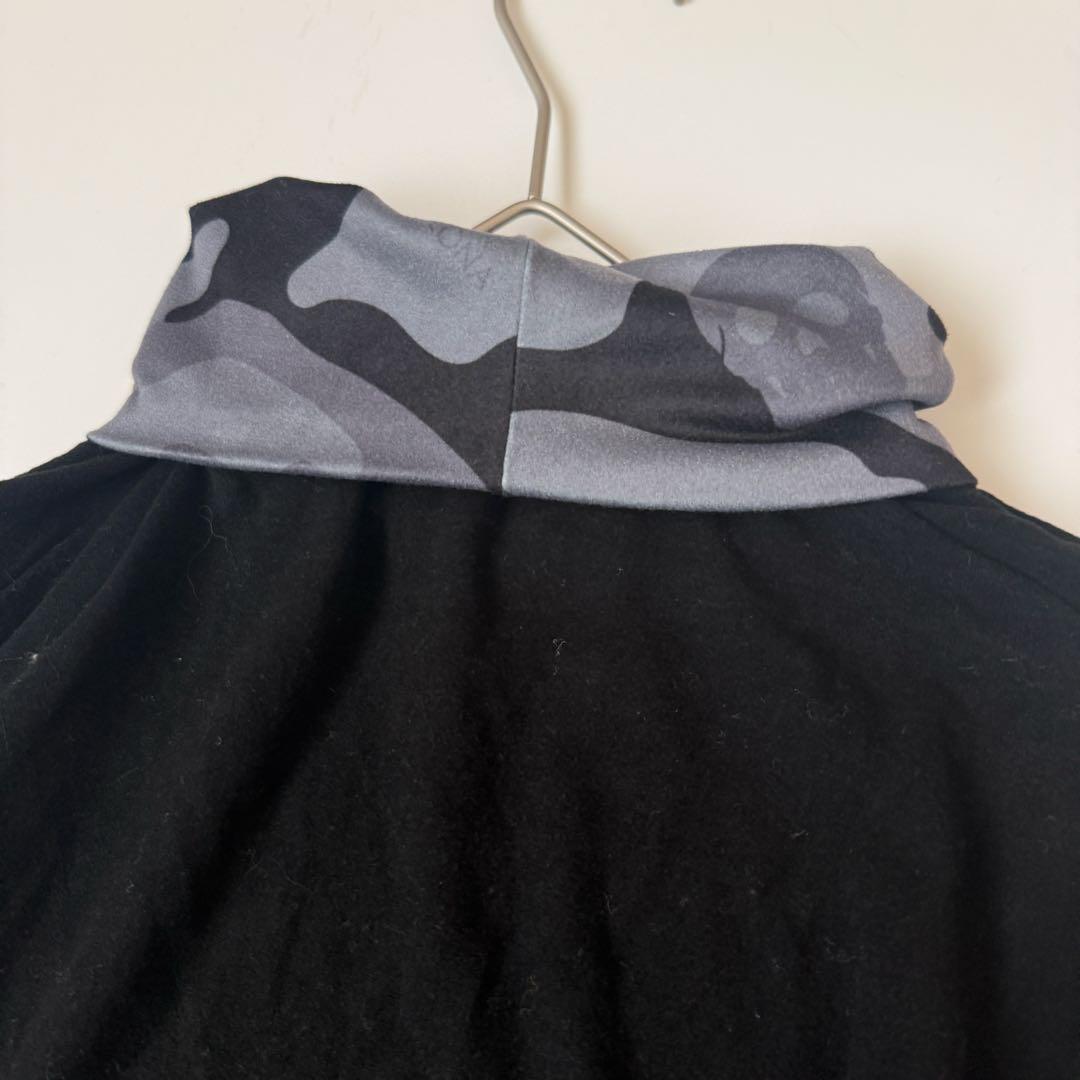 マークアンドロナ レディース モックネック インナー フリース カモフラ スカル