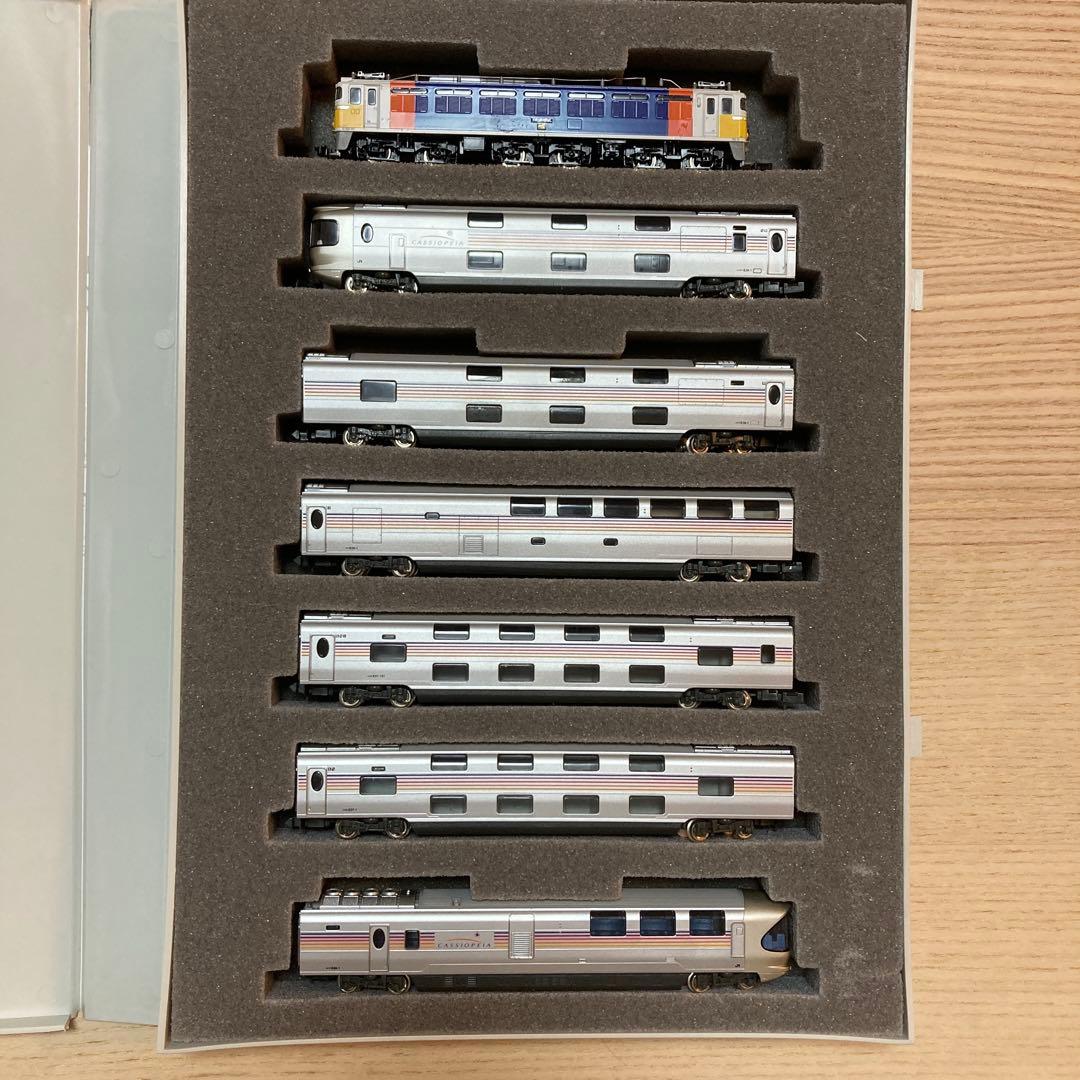 ジャンク　E26系　寝台特急カシオペア基本セット　EF81 電気機関車