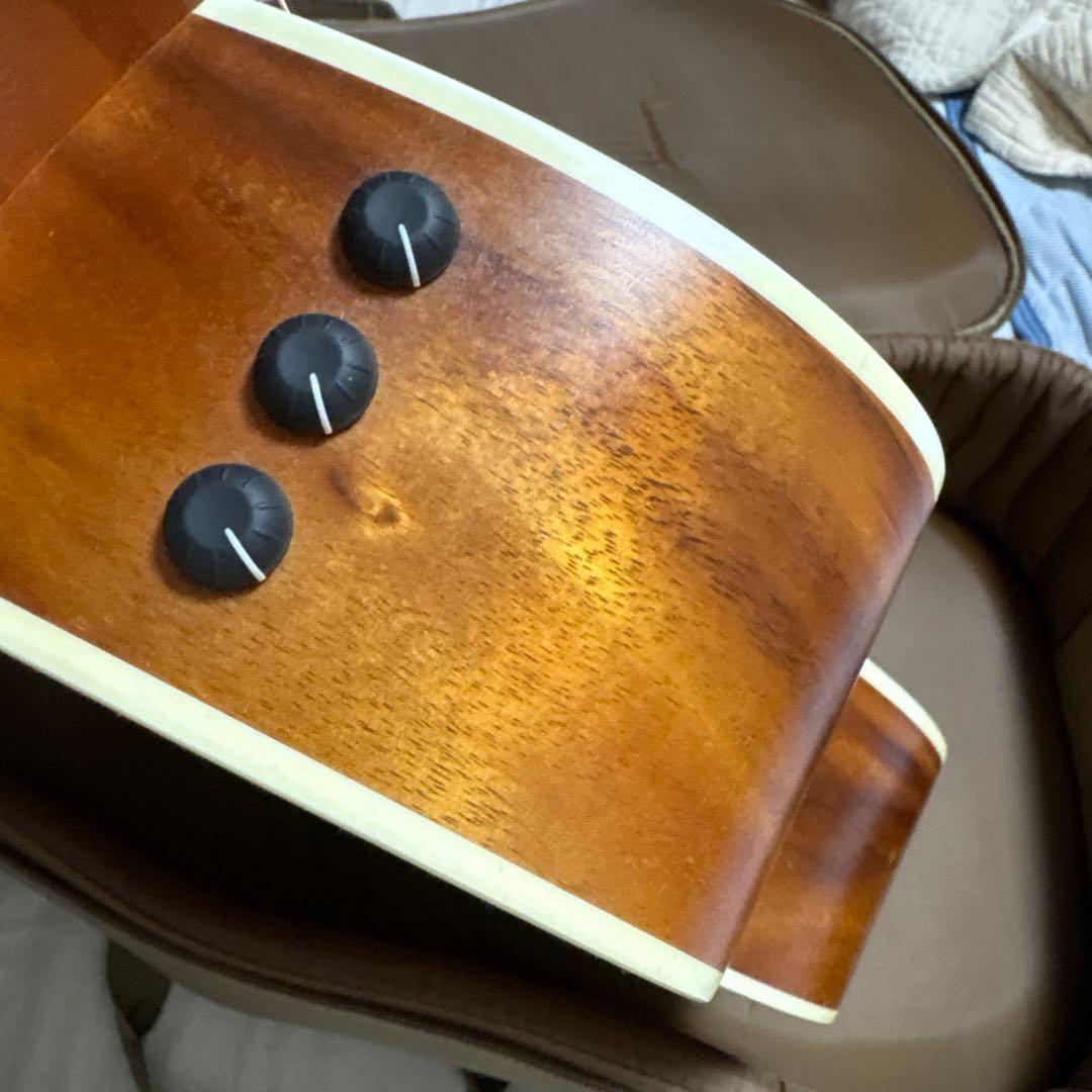 （美品）Taylor 214ce-Koa