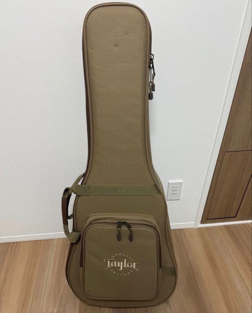 （美品）Taylor 214ce-Koa