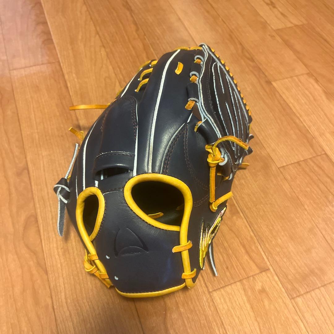 硬式野球グローブ