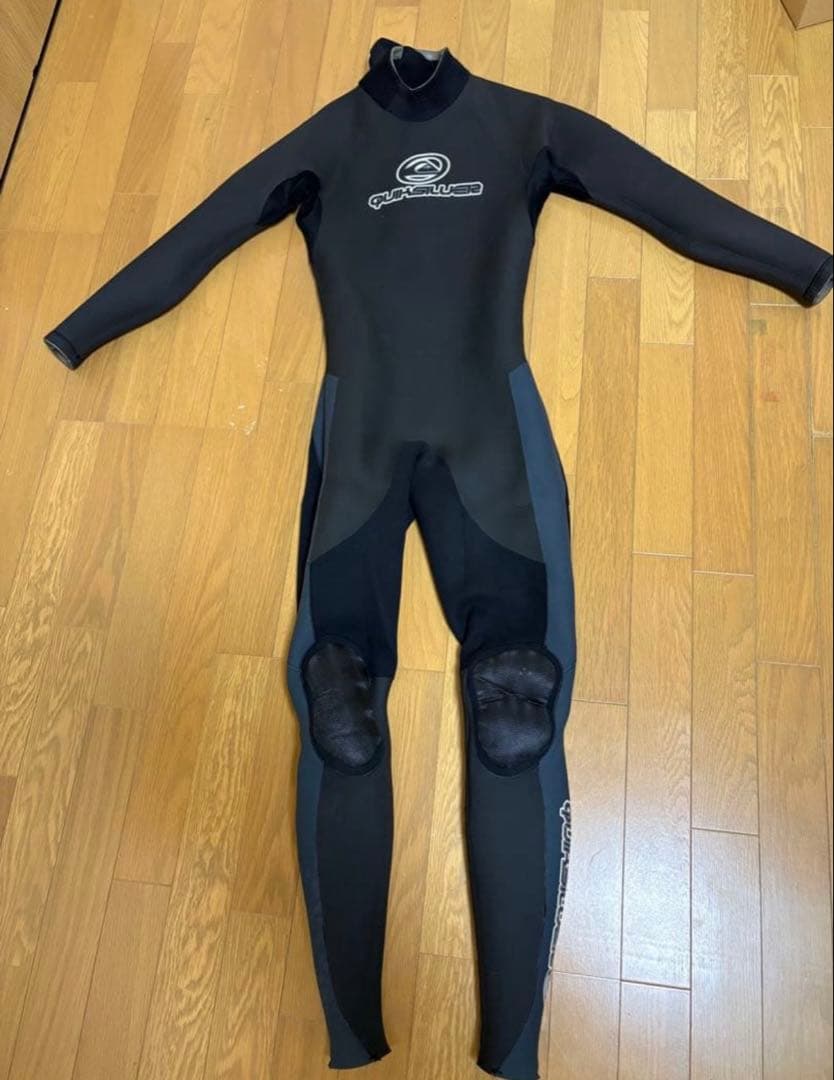 Quiksilver クイックシルバー　ウェットスーツ