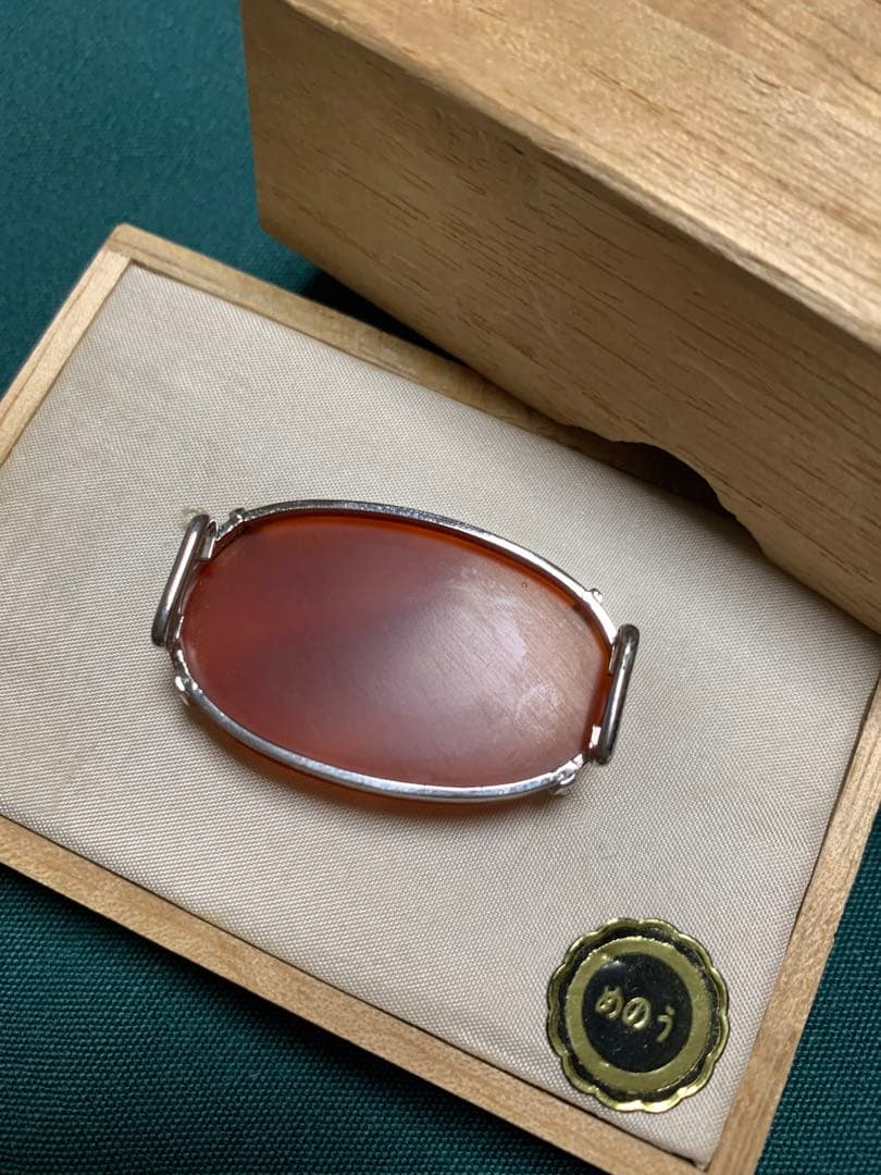 天然石瑪瑙帯留桐箱入