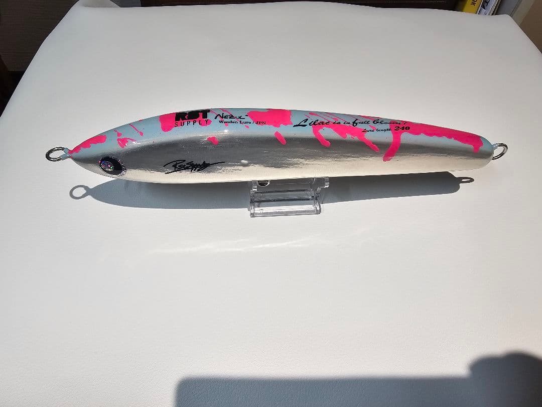 新品未使用　NEZUL ネズール　240 ピンクバトル RST