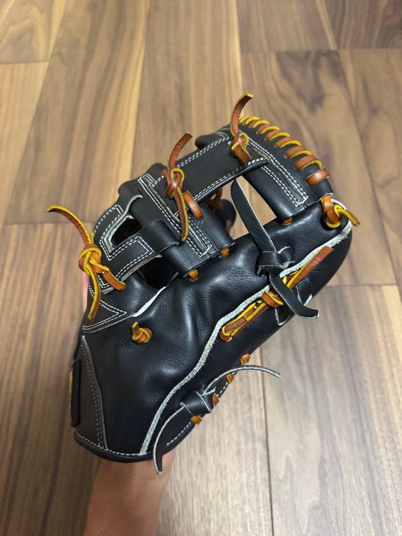 ドナイヤ　軟式内野用