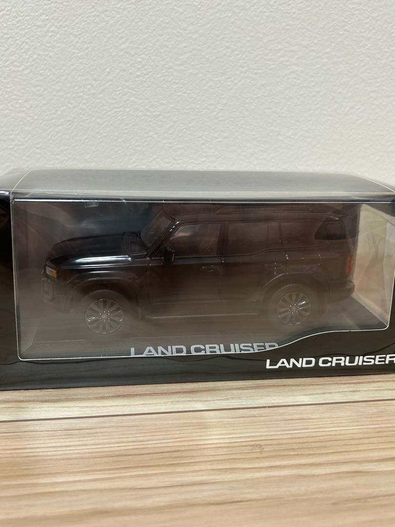 ランドクルーザー250 ブラック　希少！！完全新品、未開封品！