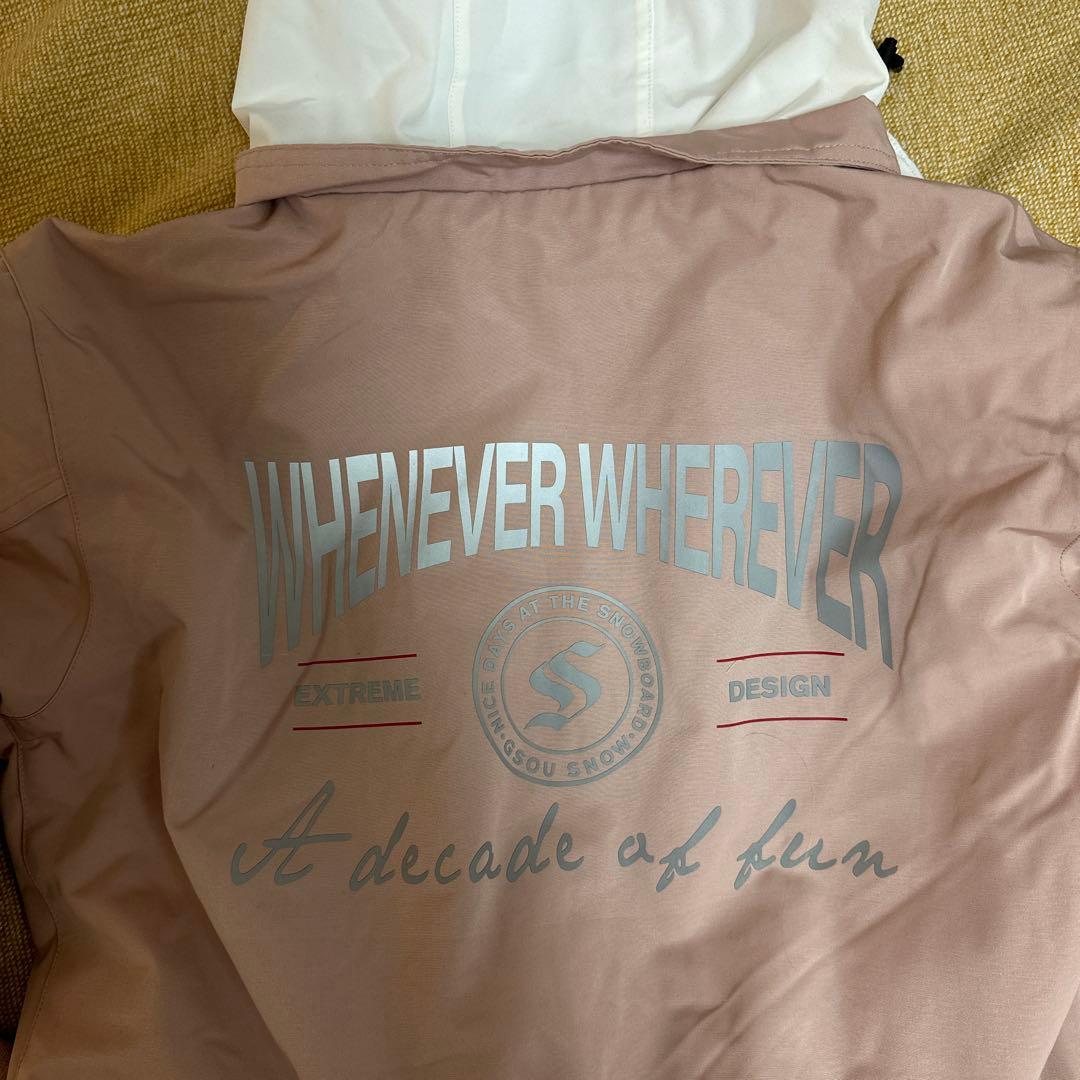 GSOU  フード付きスノーボードウェア