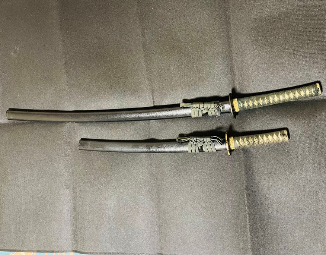 模造刀 日本刀 武具 龍彫刃 のたれ刃紋 居合刀 2本セット 太刀脇差（B06）