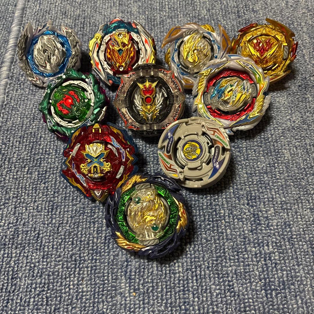 ベイブレード 10個とランチャー3個セット