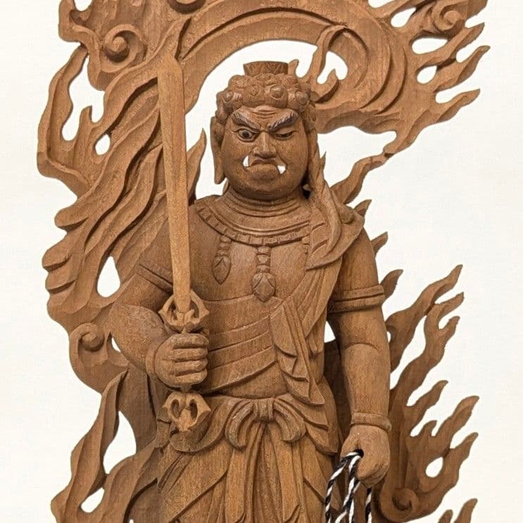 【セール・新品】 不動明王　上彫　紅檀　総高さ約23.5㎝　仏像　お不動様