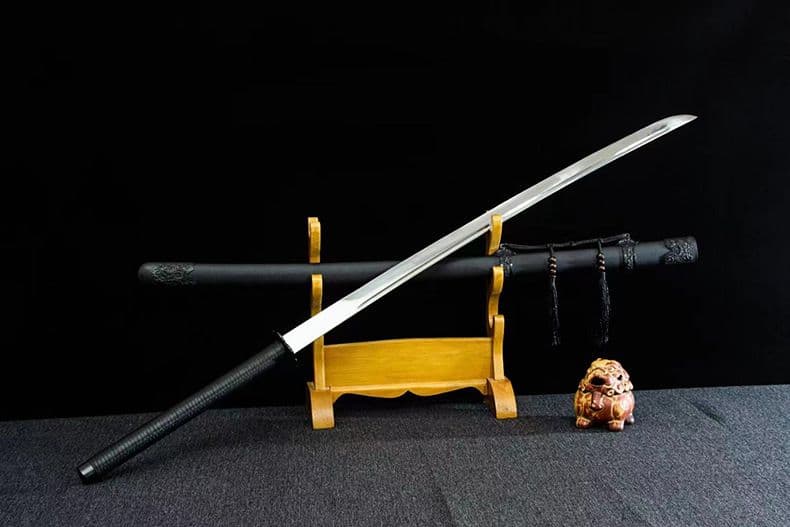 【黒逆苗刀】繍春刀 牛尾刀 苗刀 手鍛造打 鋼刀 冷兵器 古兵器 武具 刀装具