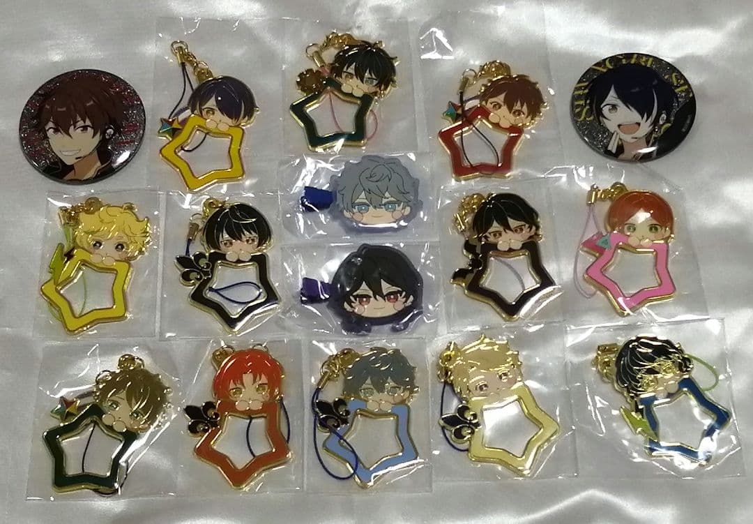 あんスタ　星型チャーム　前髪クリップ　缶バッジ　セット