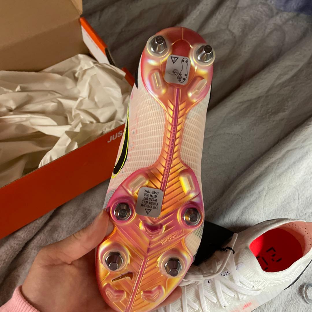 Nike Mercurialサッカースパイク　取り替え式　 新品未使用25cm