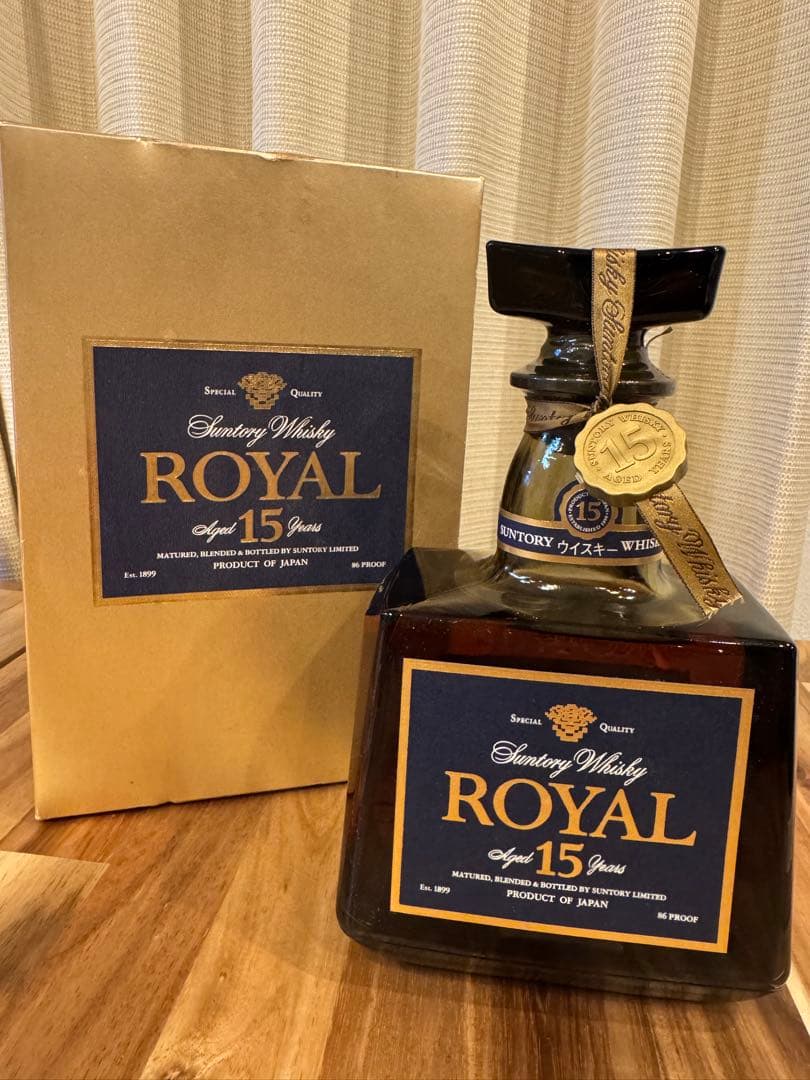 【未開栓】サントリー ウイスキー ローヤル 15年 ブルーラベル