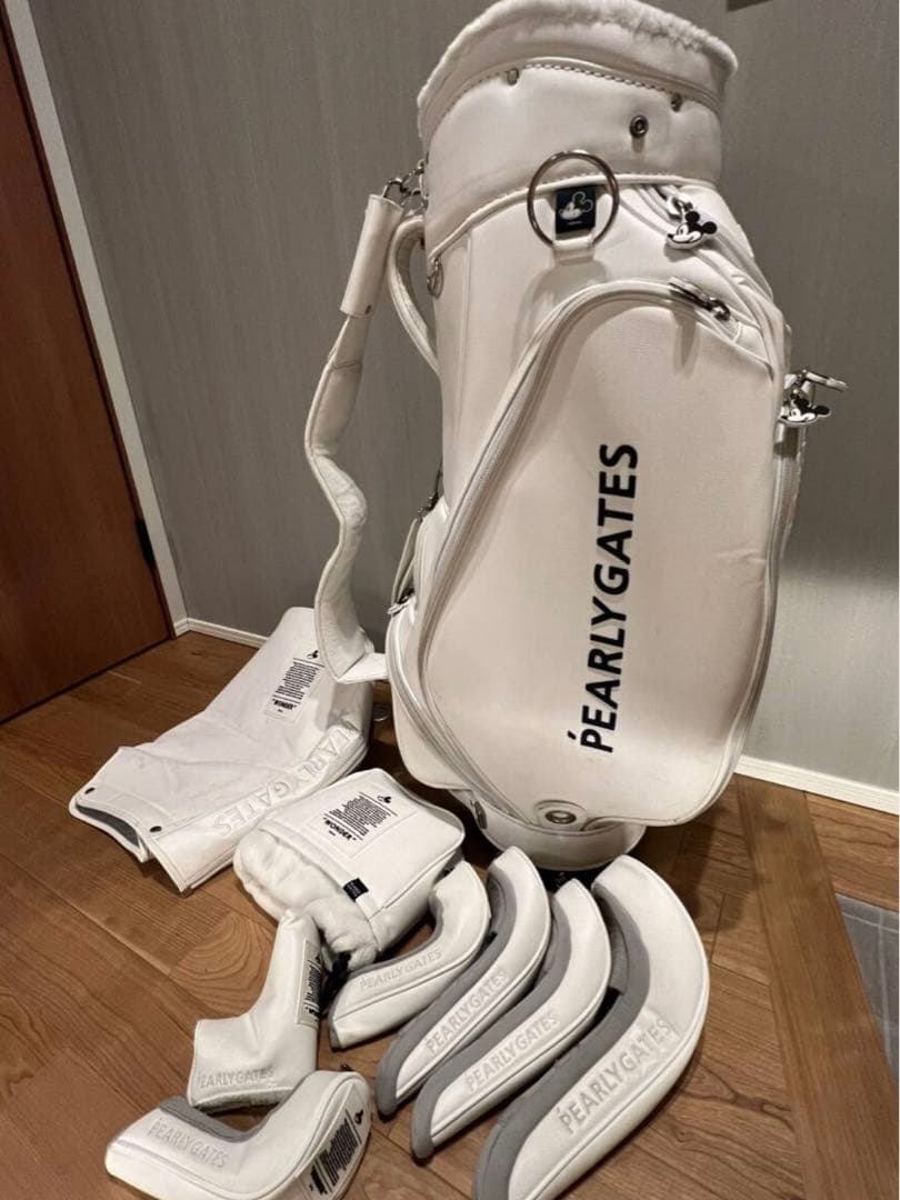 ア*ン様 PEARLYGATESミッキー ディズニーコラボ　ヘッドカバーキーホル