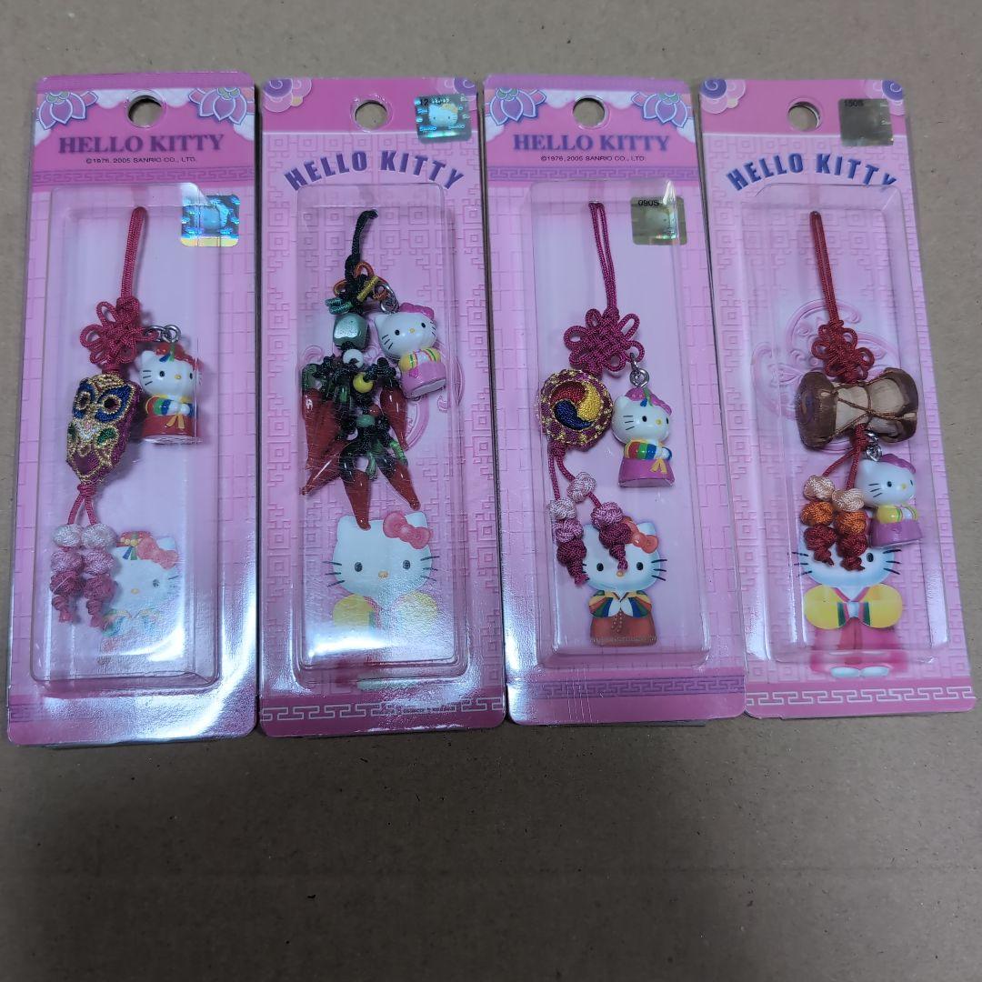 韓国限定 ハローキティ ストラップ 4個セット