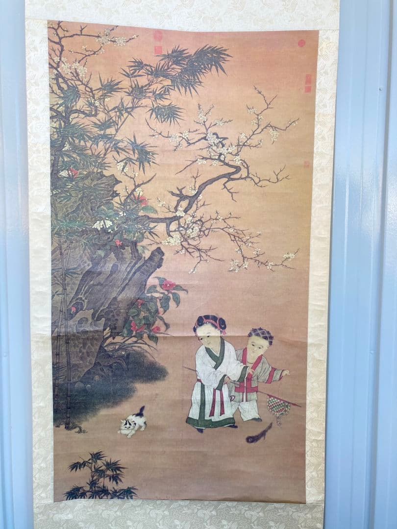 中国掛軸　宋人冬日櫻戯図