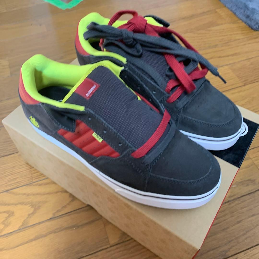 element GLT2 サイズ28.5 色　木炭ライムレッド