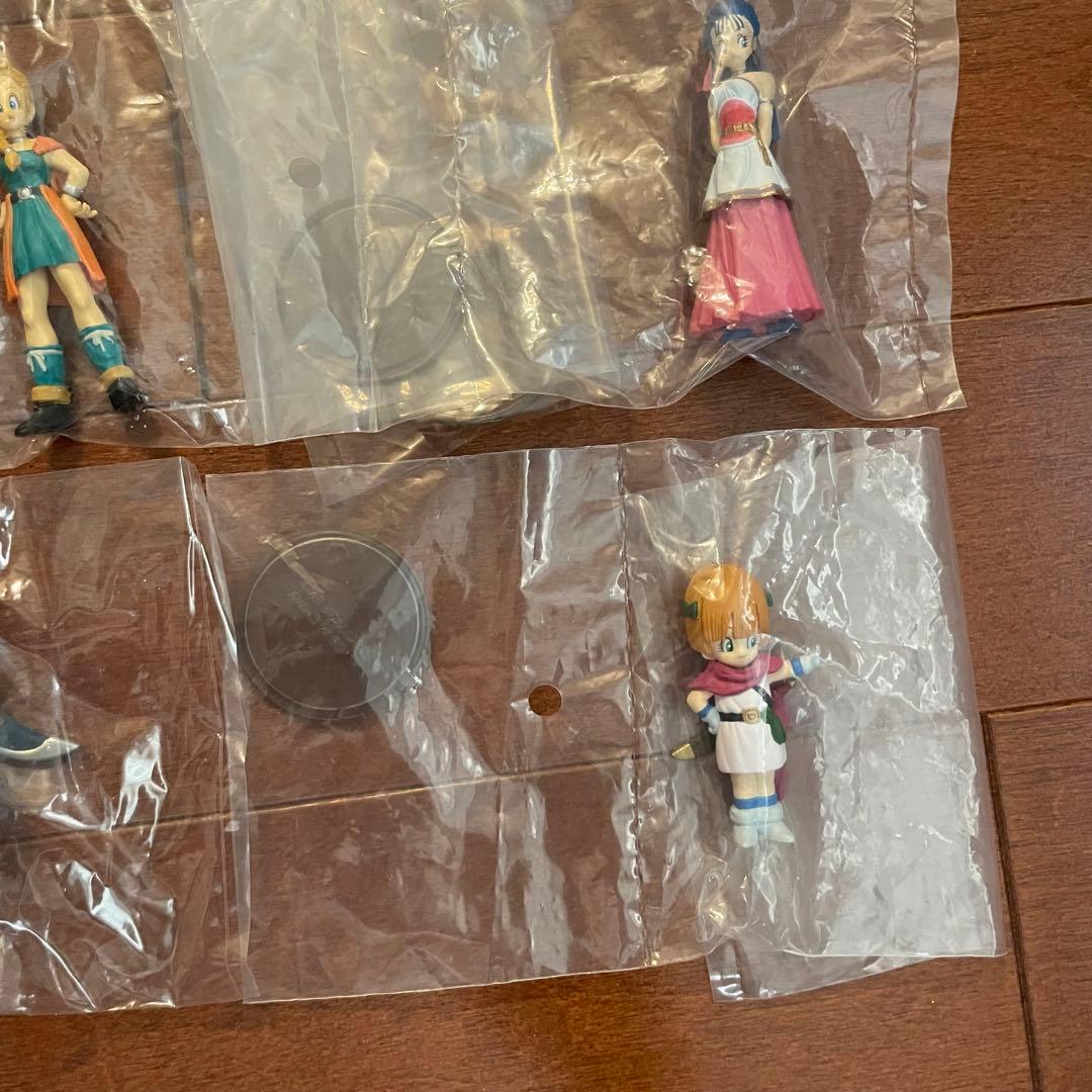 ドラゴンクエスト キャラクターフィギュアコレクション Ⅳ Ⅴ Ⅵ 24種コンプ